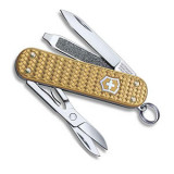 victorinox-classic-sd-precious-alox-brass-gold-06221408g-2.jpg